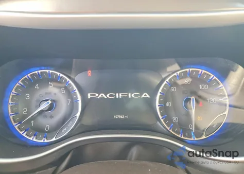 2018 Chrysler Pacifica Touring L z USA, uszkodzony, nr VIN 2C4RC1BG9JR269894